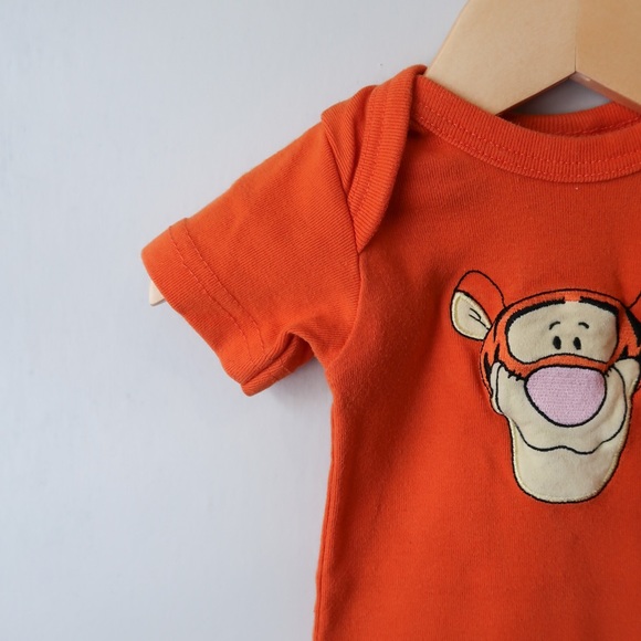 Disney Tigger Short Sleeve Bodysuit Baby Onesie - Picture 2 of 6